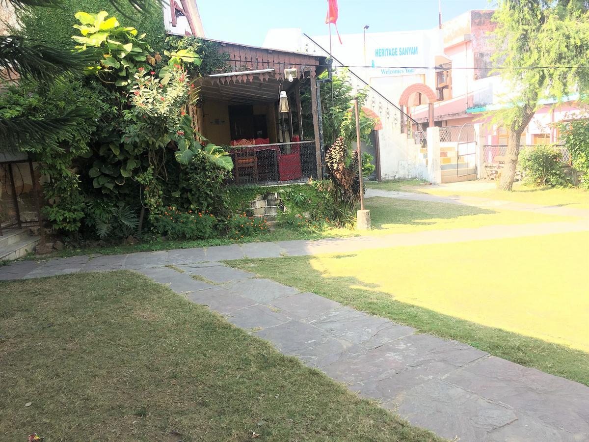 Hotel Heritage Sanyam Nāhan Zewnętrze zdjęcie