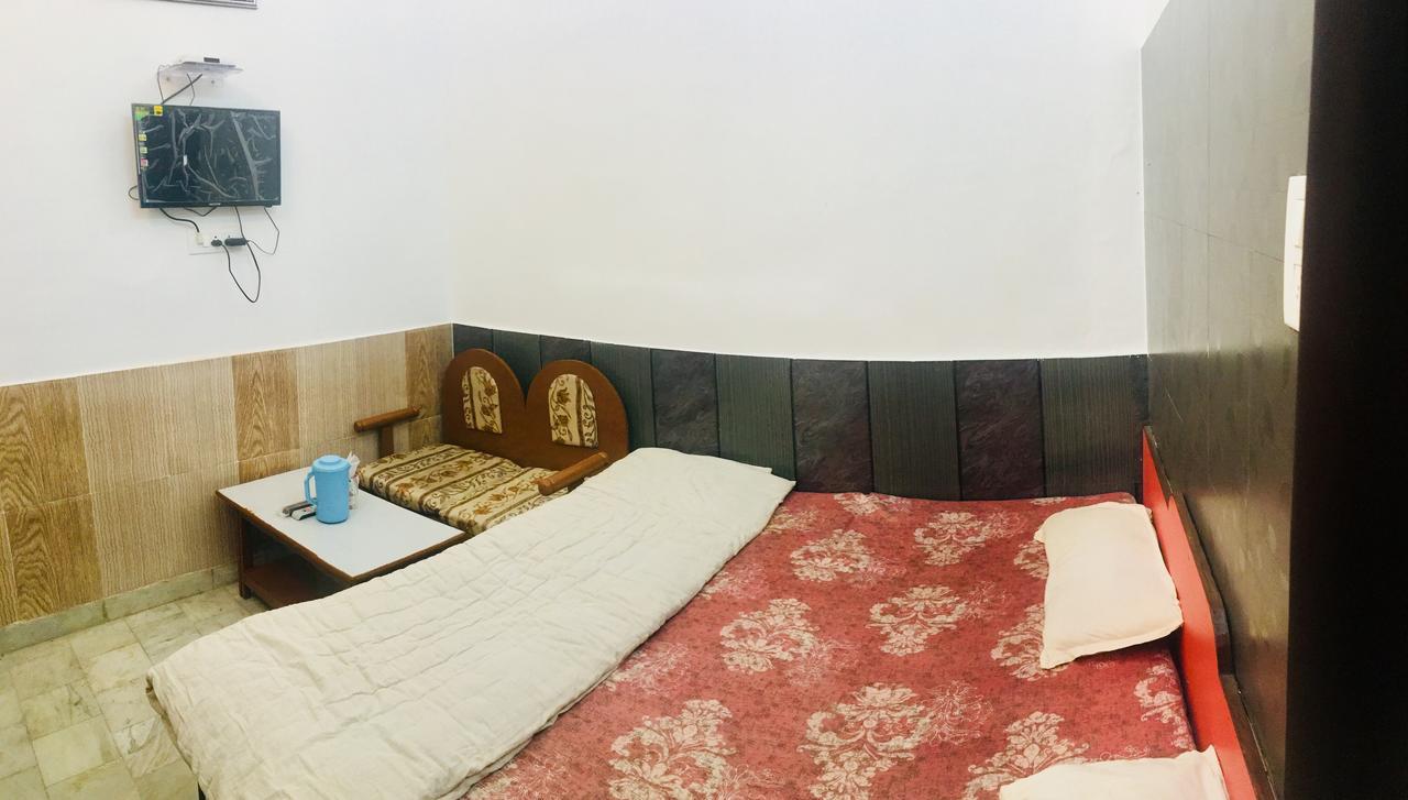 Hotel Heritage Sanyam Nāhan Zewnętrze zdjęcie