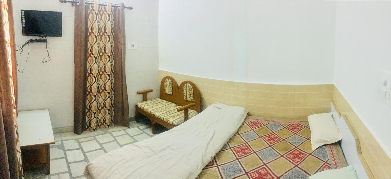 Hotel Heritage Sanyam Nāhan Zewnętrze zdjęcie