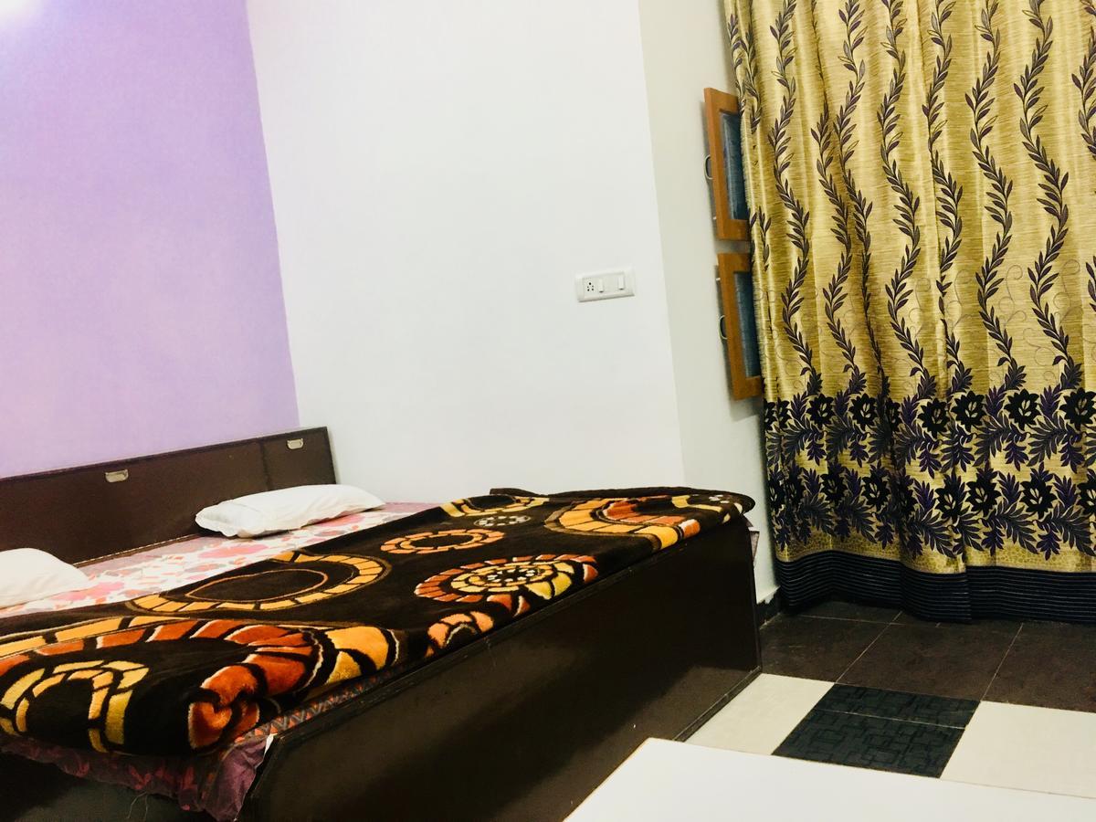 Hotel Heritage Sanyam Nāhan Zewnętrze zdjęcie
