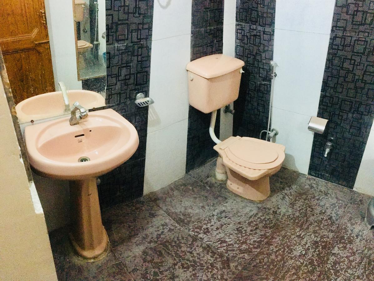 Hotel Heritage Sanyam Nāhan Zewnętrze zdjęcie