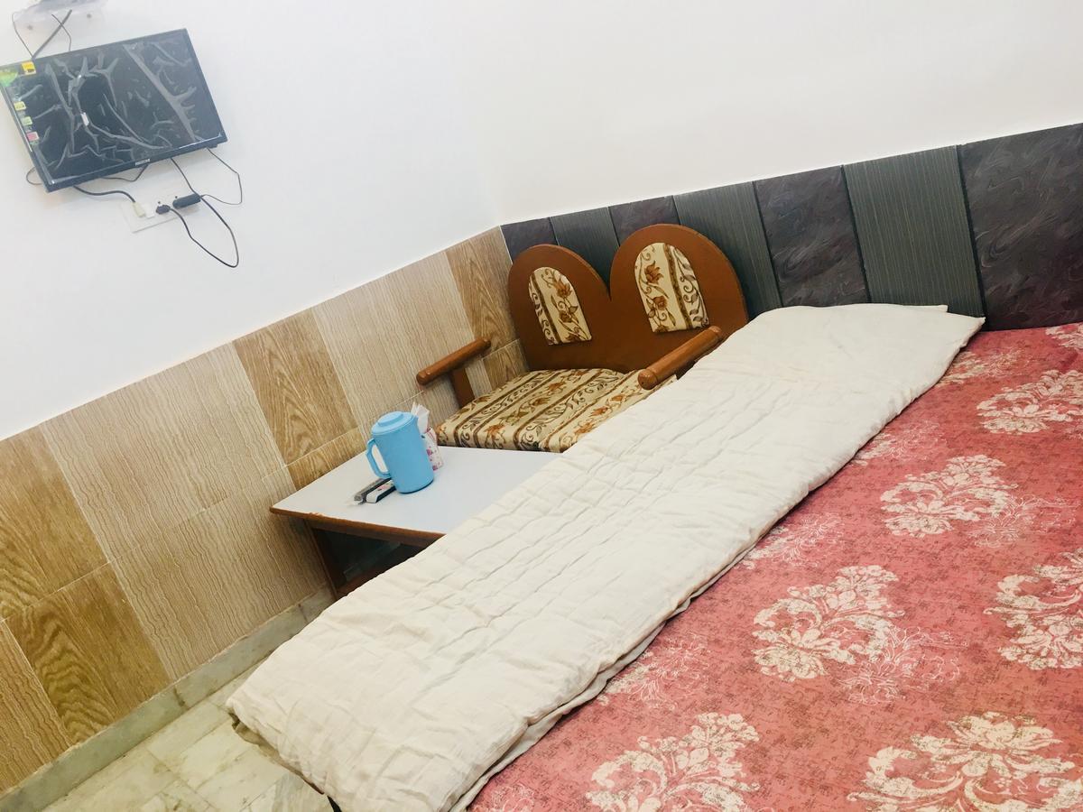 Hotel Heritage Sanyam Nāhan Zewnętrze zdjęcie