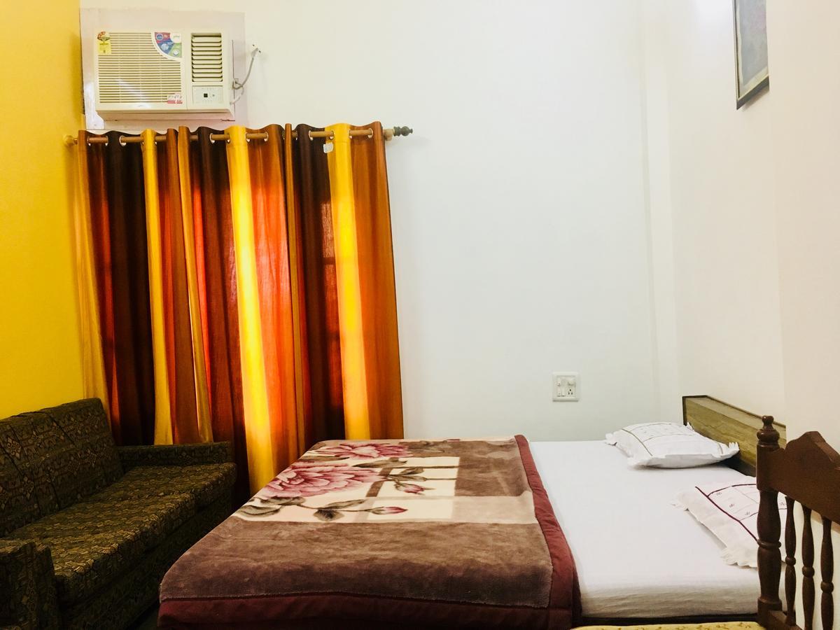Hotel Heritage Sanyam Nāhan Zewnętrze zdjęcie