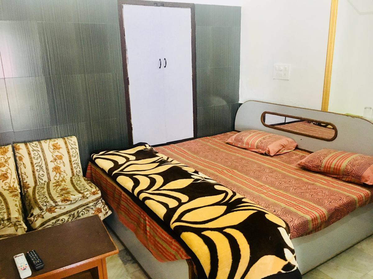 Hotel Heritage Sanyam Nāhan Zewnętrze zdjęcie